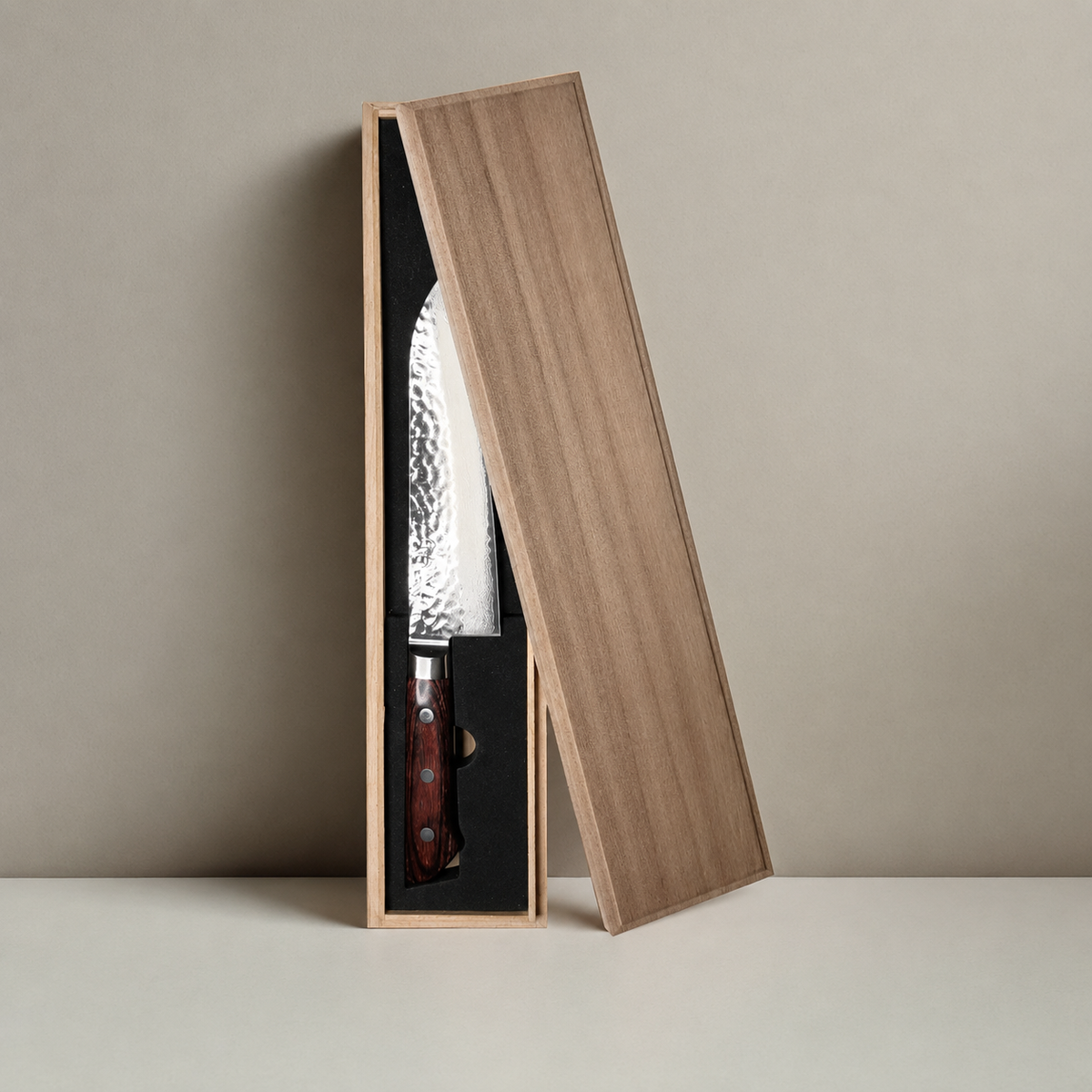 VEYUNA Santoku Knife, 180mm VG10 Damascus Steel for Meat, Vegetables & Food Prep
