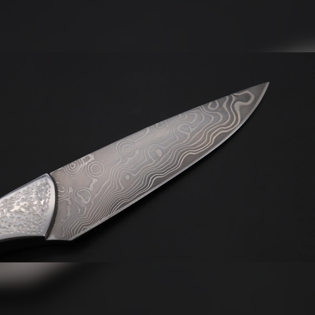 VEYUNA Utility Steak Knife – Hammer-Forged Damascus Steel for Food Prep