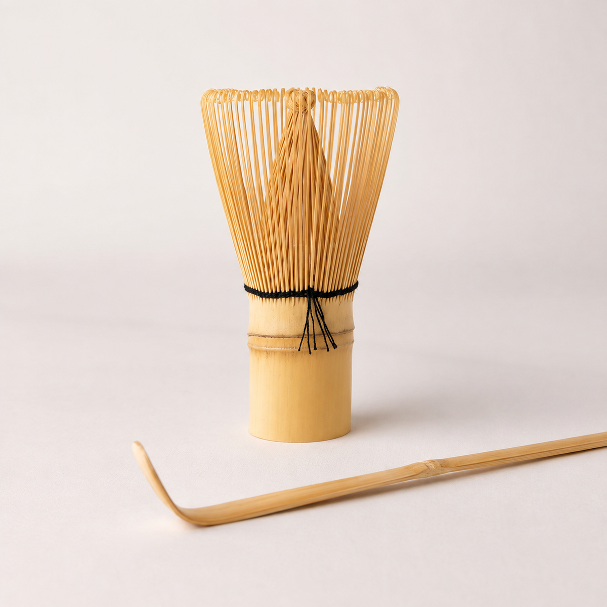 VEYUNA Matcha Light Bamboo Whisk & Scoop Set - Handcrafted Tea Ceremony Kit, Home