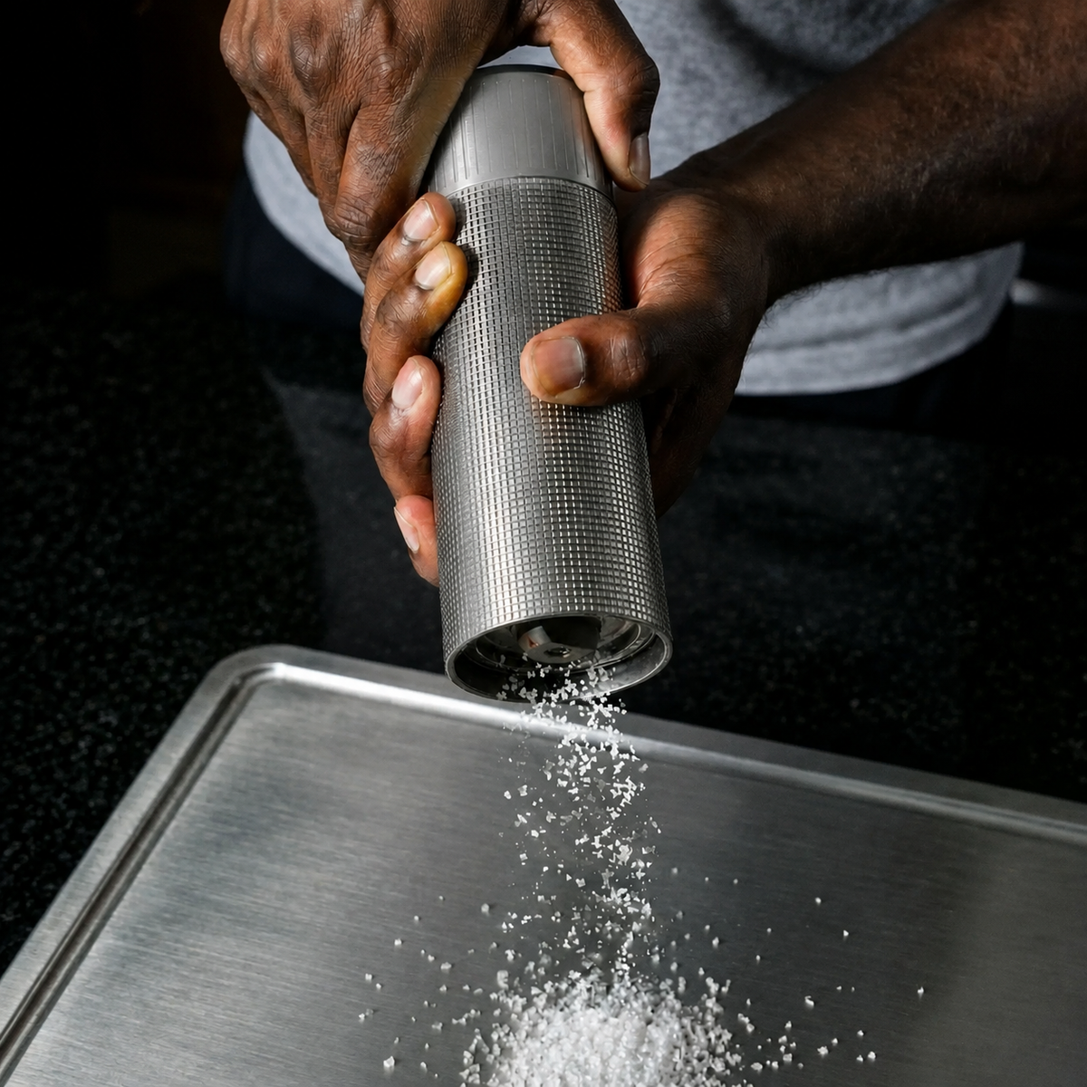 VEYUNA Salt & Pepper Mill Set – Adjustable Grinders for Modern Kitchens