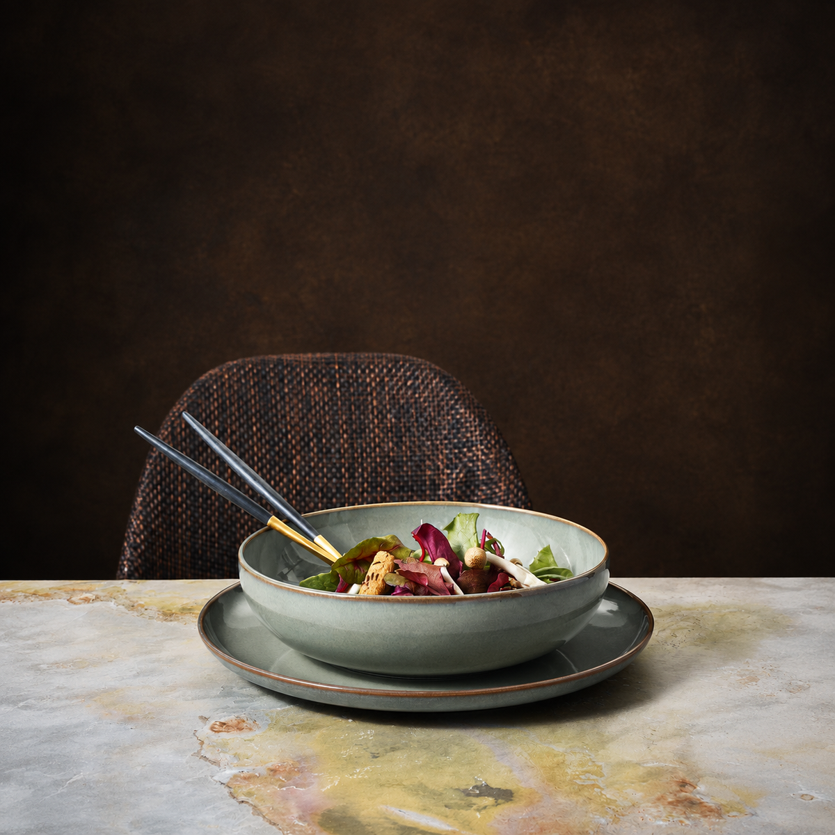 VEYUNA Dinnerware Set 18-Piece – Eucalyptus Plates & Bowls for Dining