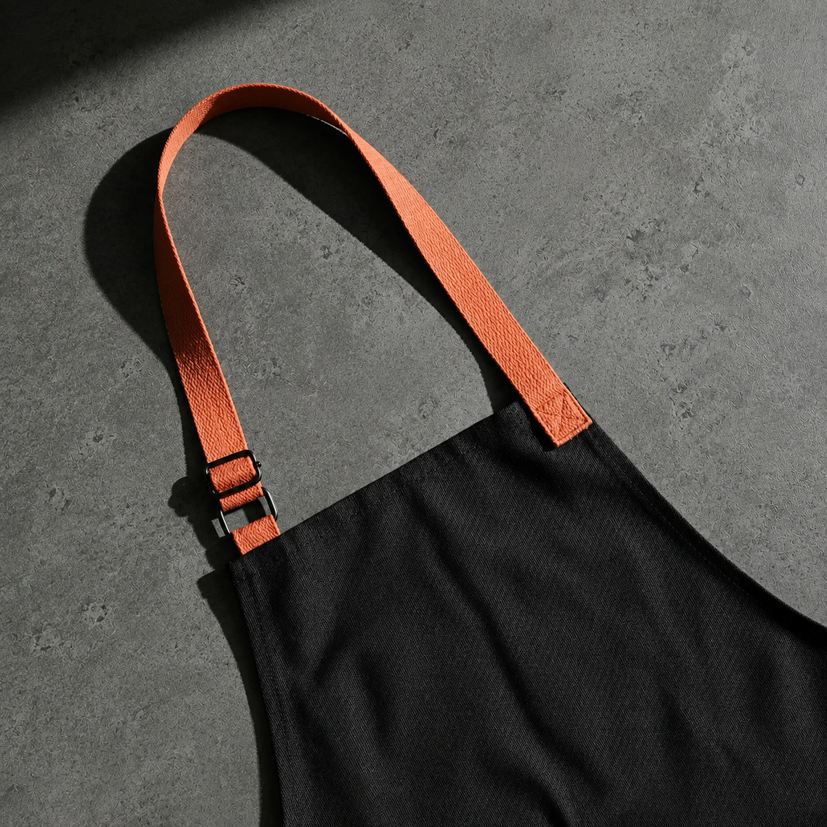 VEYUNA Meal Prep Apron – Ember Black, Adjustable Straps & Utility Pockets