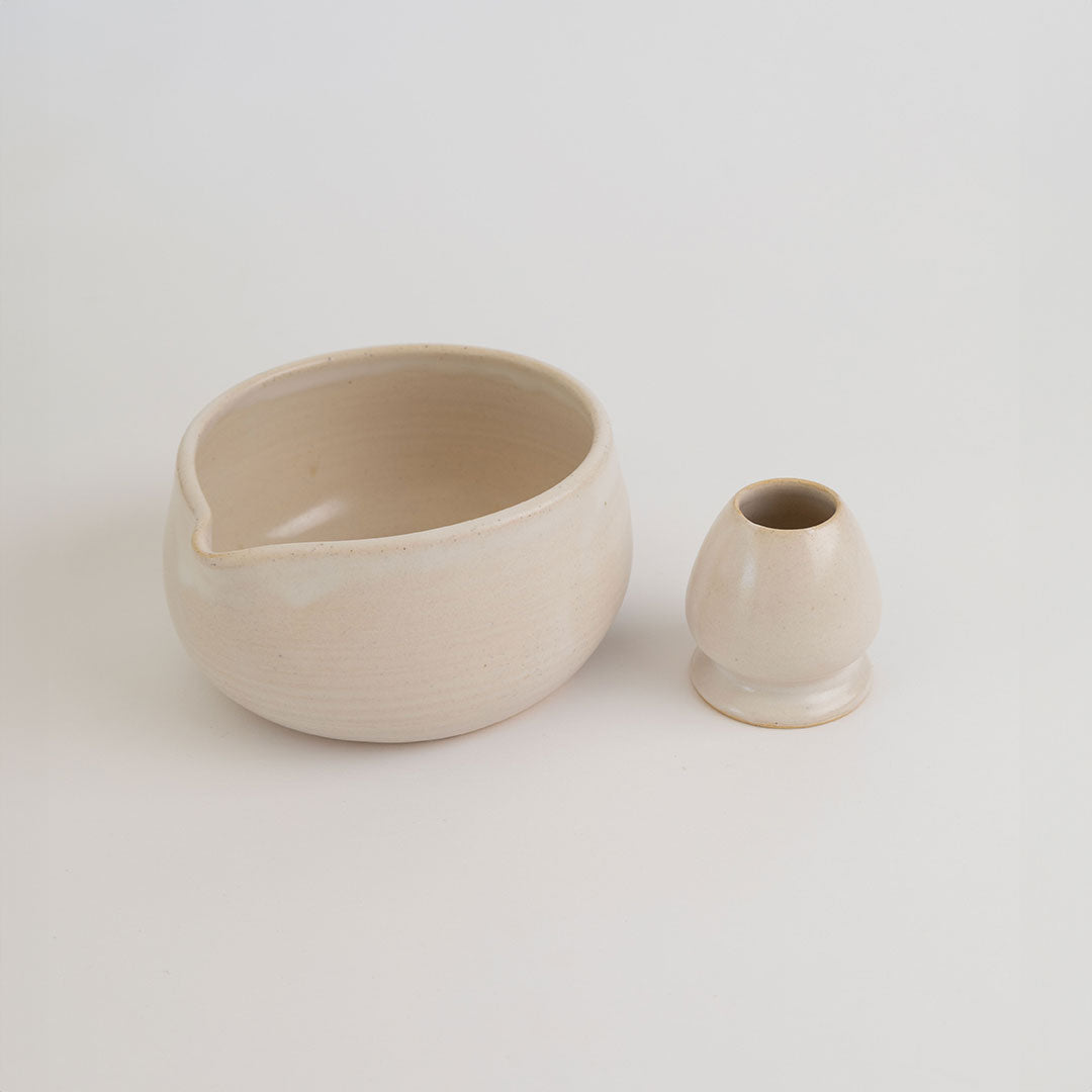 VEYUNA Matcha Ceramic Bowl & Whisk Holder Set – Handcrafted Tea Accessories, Home