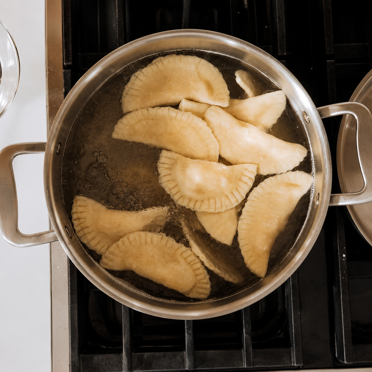 VEYUNA Stock Pot – 8-Quart 5-Ply Stainless Steel for Fresh Food Prep